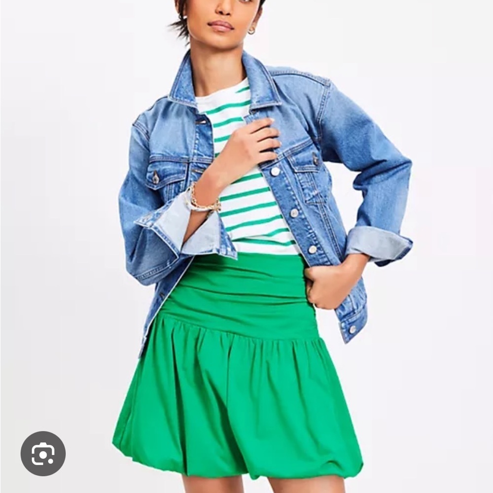 NWT ANN TAYLOR LOFT Bright Green Bubble Hem Mini Skirt